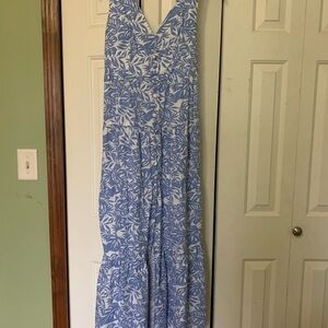 Jessica Simpson Blue and White Patterned Dress